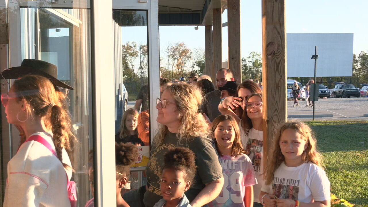 'Swifities' take over Sauerbeck Drive-in in La Grange for new 'Eras Tour' concert film